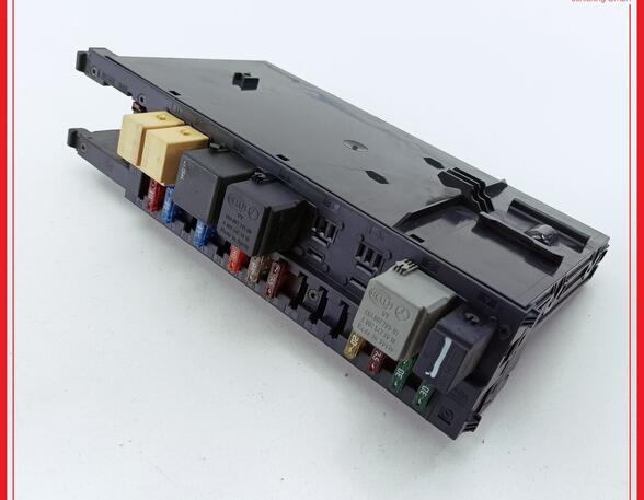 Fuse Box MERCEDES-BENZ C-Klasse T-Model (S203)