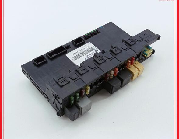 Fuse Box MERCEDES-BENZ C-Klasse (W203)