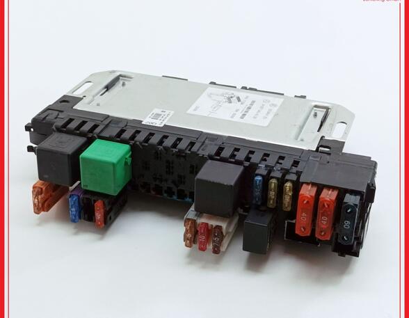 Fuse Box MERCEDES-BENZ S-CLASS (W220)