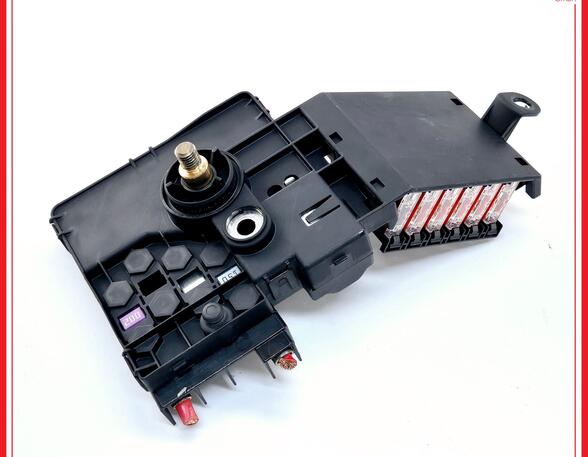 Fuse Box MERCEDES-BENZ CLS (C219)