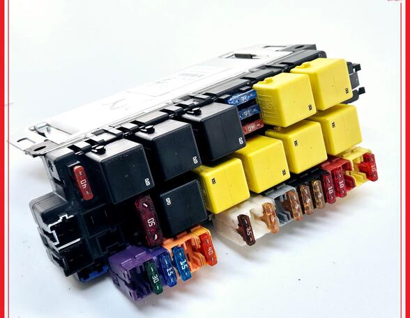 Fuse Box MERCEDES-BENZ S-CLASS (W220)