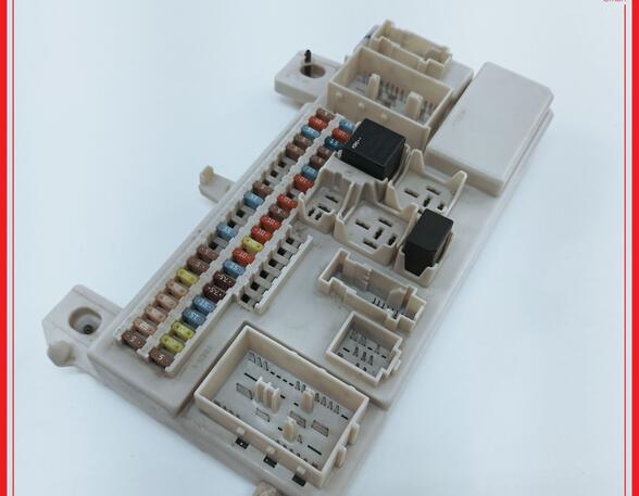 Fuse Box VOLVO V50 (545)