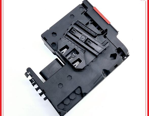 Fuse Box MERCEDES-BENZ SLK (R172)