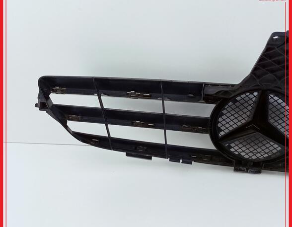 Radiator Grille MERCEDES-BENZ CLK (C209)