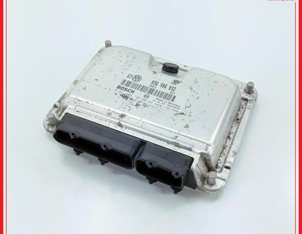 Engine Management Control Unit VW Golf IV (1J1)