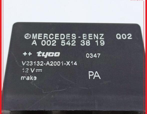 Ruitenwisserregelinterval Relais MERCEDES-BENZ E-CLASS T-Model (S211)