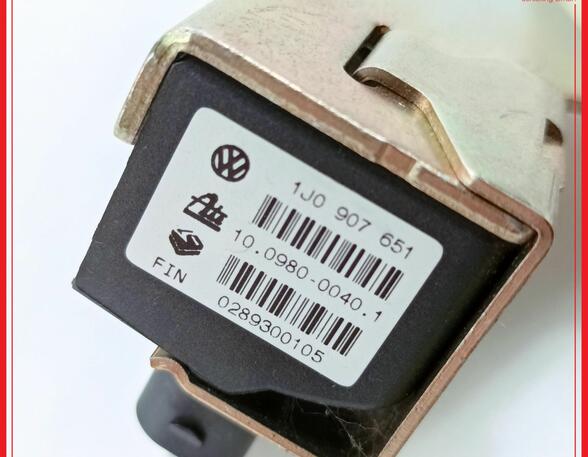 Sensor für Drehzahl  VW BORA KOMBI (1J6) 2.3 V5 110 KW