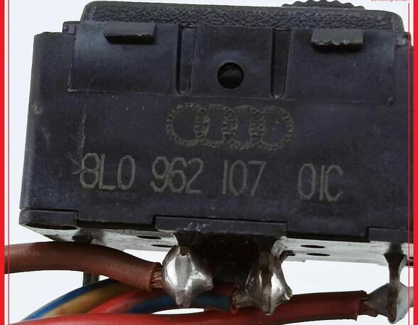 Schalter für Zentralverriegelung  AUDI A4 (8D2  B5) 1.6 74 KW
