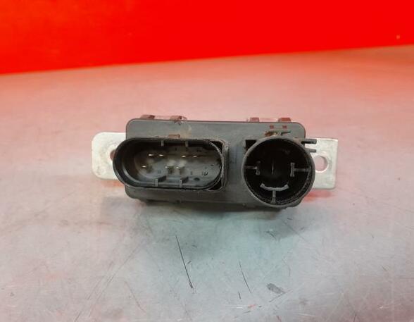 Glow Plug Relay Preheating VOLVO V40 Schrägheck (525, 526)