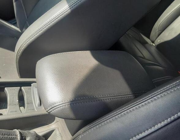 Armrest FORD FOCUS III Turnier