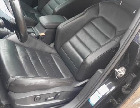 Seats Set VW GOLF VII (5G1, BQ1, BE1, BE2), VW GOLF VII Variant (BA5, BV5), VW GOLF VIII Variant (CG5)