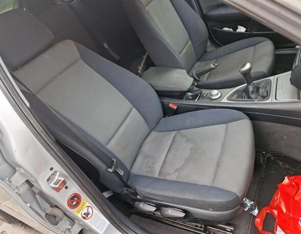 Sitz rechts BMW 1er E87  P21651309