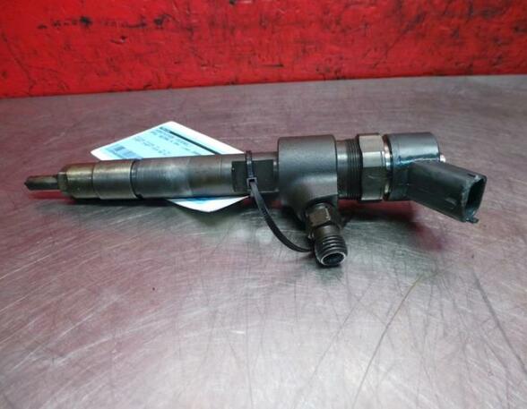 Injector Nozzle OPEL Astra H Caravan (L35)