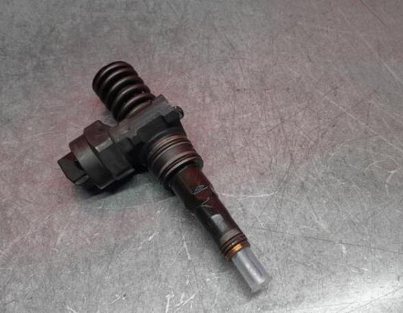 Injector Nozzle VW CADDY III Box Body/MPV (2KA, 2KH, 2CA, 2CH)