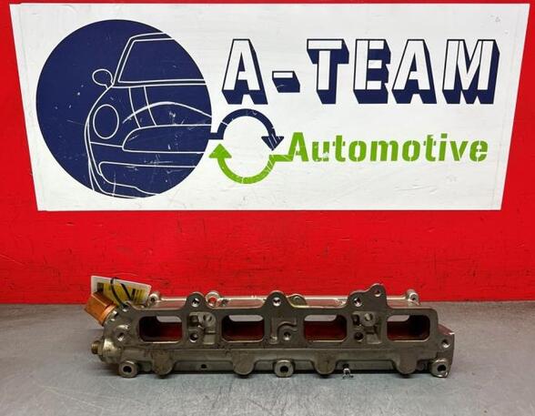 Petrol Fuel Rail VW PASSAT B7 Variant (365)