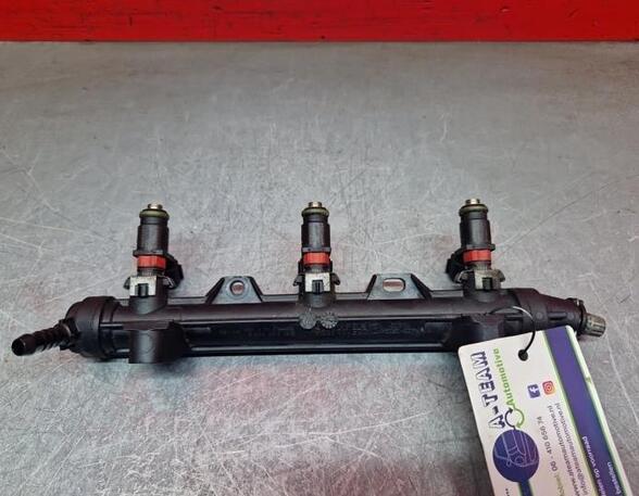 Petrol Fuel Rail VW POLO (6R1, 6C1), VW POLO Van (6R)