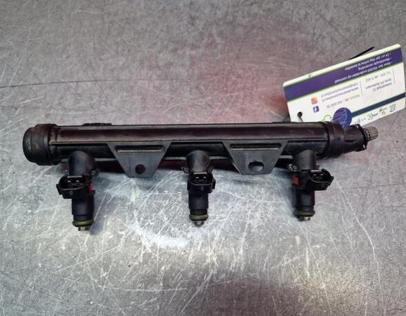 Petrol Fuel Rail VW POLO (6R1, 6C1), VW POLO Van (6R)