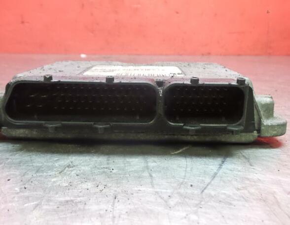 Control unit for engine VW Golf IV (1J1)