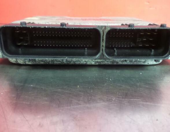 Control unit for engine VW Golf IV (1J1)