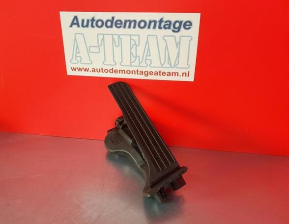 Accelerator pedal VW Passat Variant (3C5)