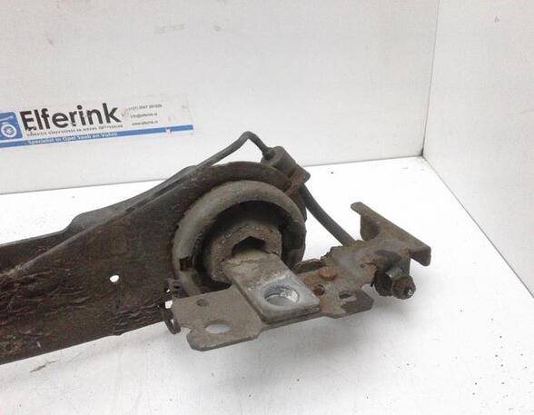 Stub Axle VOLVO V60 I (155, 157)