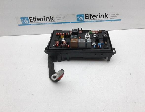 Fuse Box OPEL Ampera (R12)