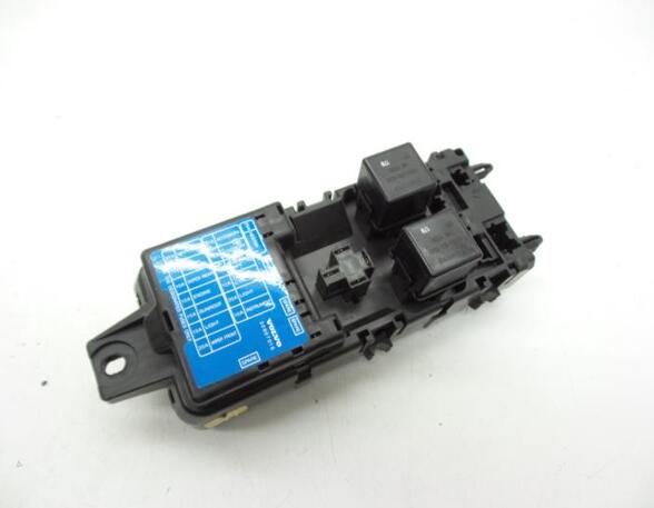 Fuse Box VOLVO S40 I (644)