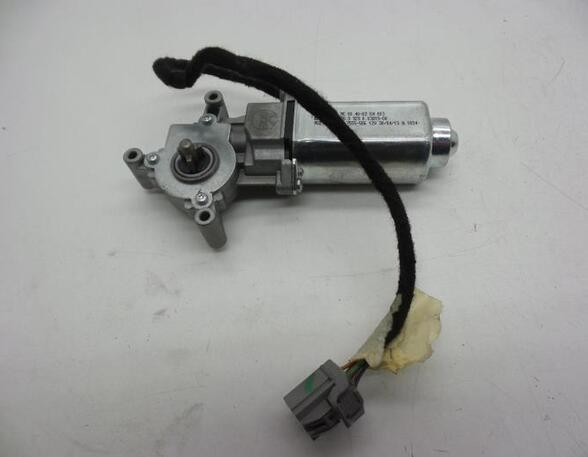 Sunroof Motor VOLVO V40 Hatchback (525, 526)