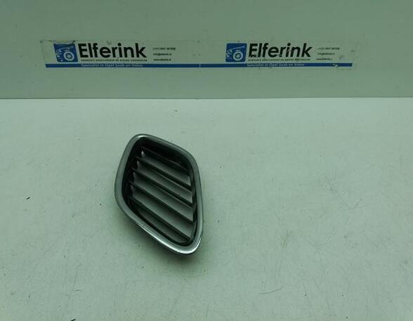 Grill von einem Saab 9-3 03-