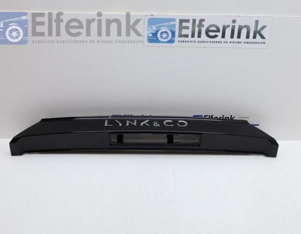 Trim Strip Bumper LYNK & CO 1