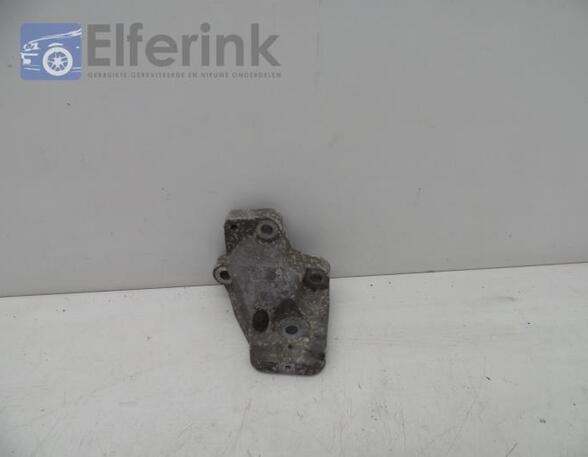 Engine Mount Bracket VOLVO V70 II (285)