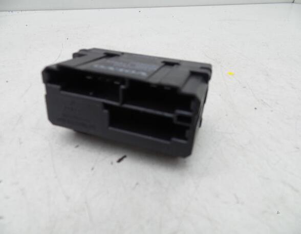 Wash Wipe Interval Relay VOLVO S60 II (134), VOLVO V70 III (135), VOLVO XC70 II (136), VOLVO XC60 (156)