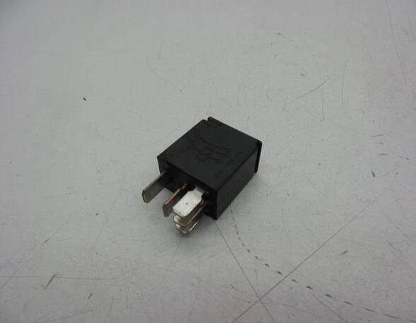 Wash Wipe Interval Relay VOLVO V70 II (285)