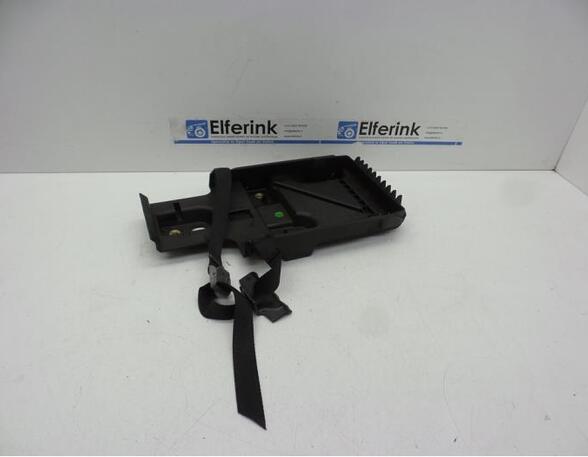 Battery holder VOLVO S90 II (234)