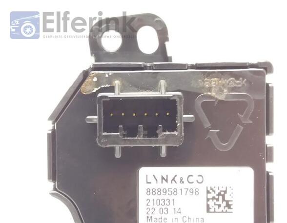 Switch LYNK & CO 1