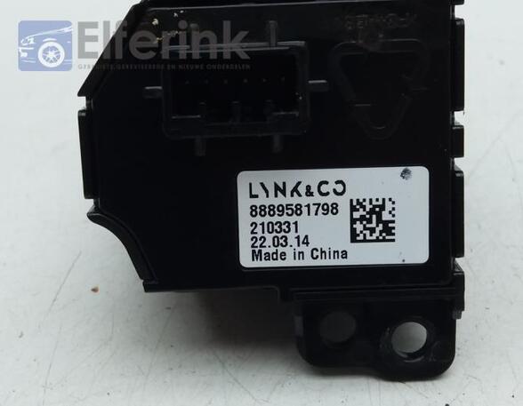 Switch LYNK & CO 1