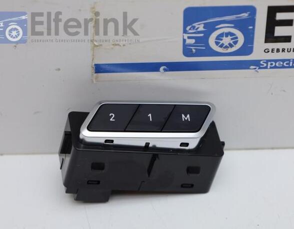 Switch for sead adjustment LYNK & CO 1