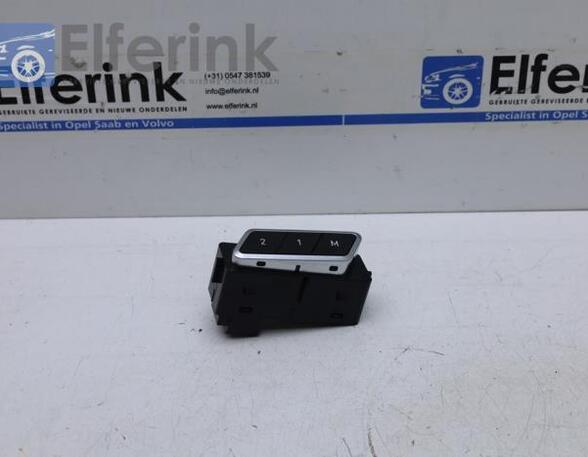 Switch for sead adjustment LYNK & CO 1