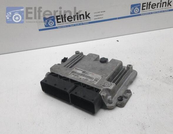 Control unit for injection system VOLVO V40 Hatchback (525, 526)