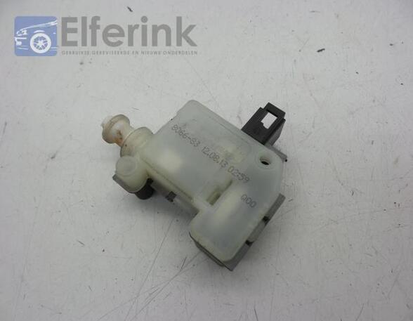 Servomotor for fuel filler flap VOLVO V40 Hatchback (525, 526), VOLVO V40 Cross Country (526)