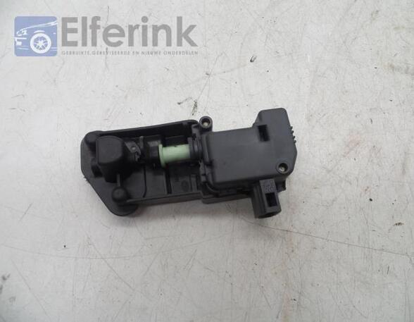 Stellmotor Tankklappe Volvo V50 545 30716226 P6442341