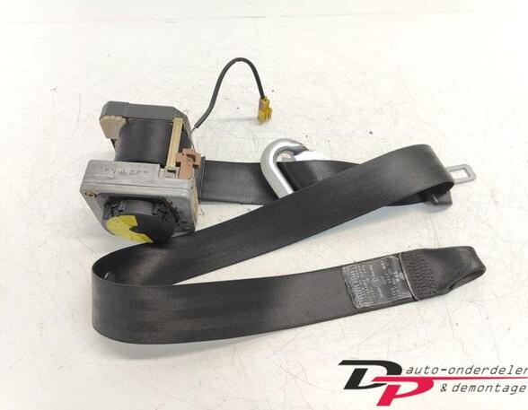 Safety Belts VW Golf IV (1J1)