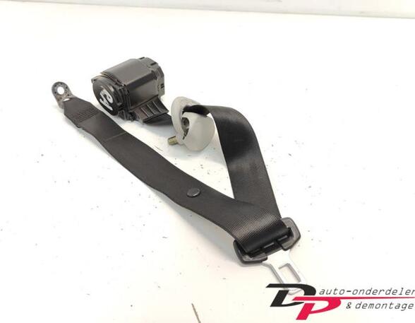 Safety Belts VW GOLF IV (1J1)