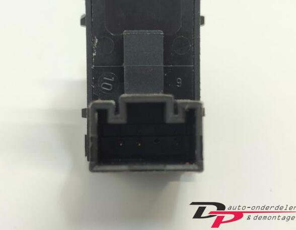 Switch for window winder VW GOLF V (1K1), VW GOLF VI (5K1), VW GOLF VI Van (5K1_), VW GOLF VAN VI Variant (AJ5)