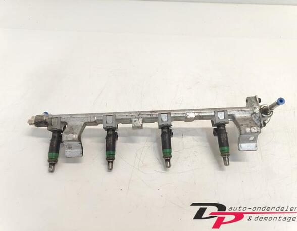 Petrol Fuel Rail FORD FIESTA V (JH_, JD_)