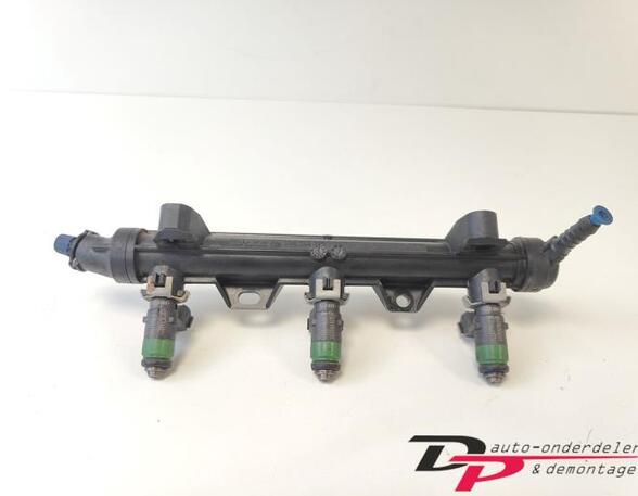 Petrol Fuel Rail VW POLO (9N_)