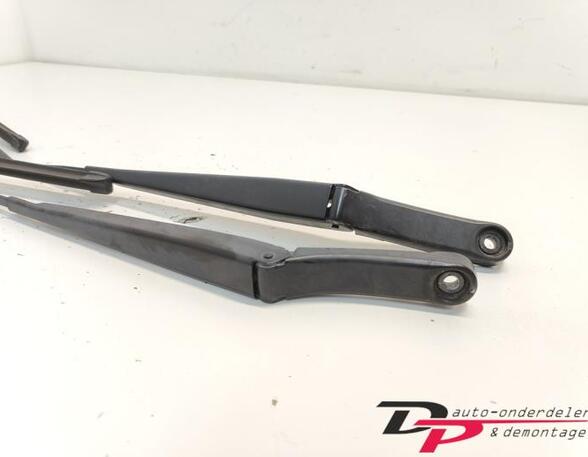 Wiper Arm VW TOURAN (1T1, 1T2)