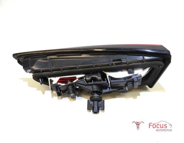 Combination Rearlight OPEL ASTRA K (B16)