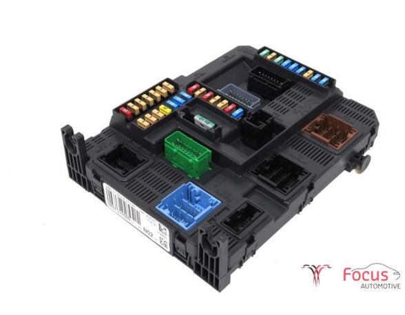 Fuse Box PEUGEOT 208 I (CA_, CC_)