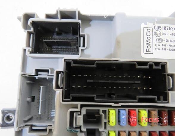 Fuse Box FORD KA (RU8)